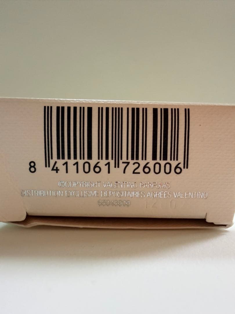 ヴァレンティノ 【残量9割】ヴァレンティナオードパルファム50mミニボトル4ml