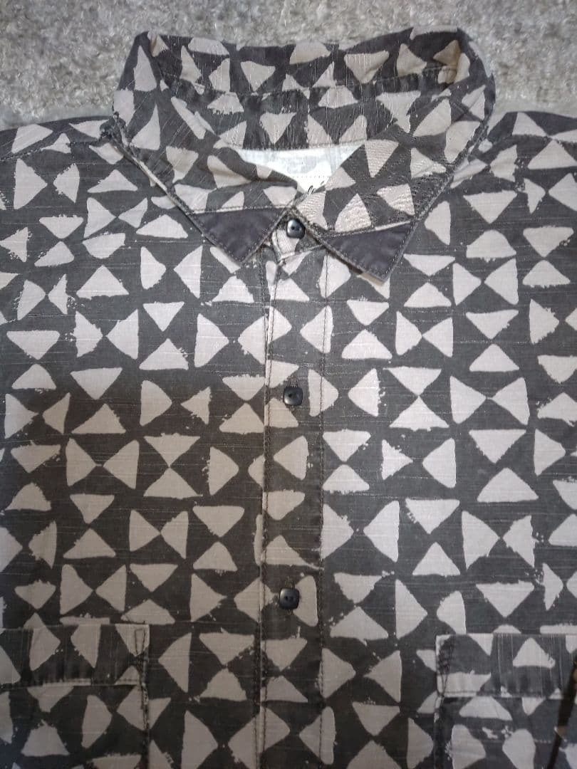 テンダーロイン　トライアングルシャツ