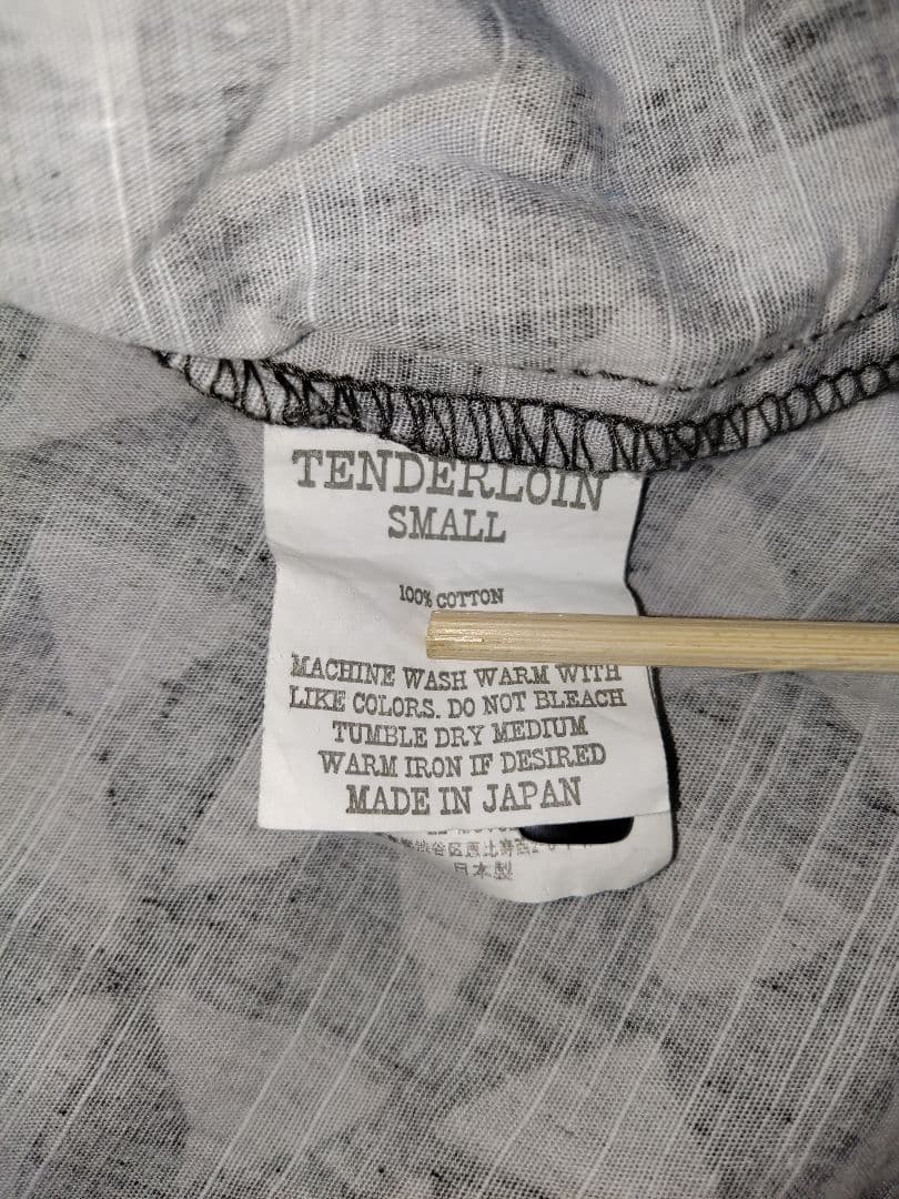 テンダーロイン　トライアングルシャツ
