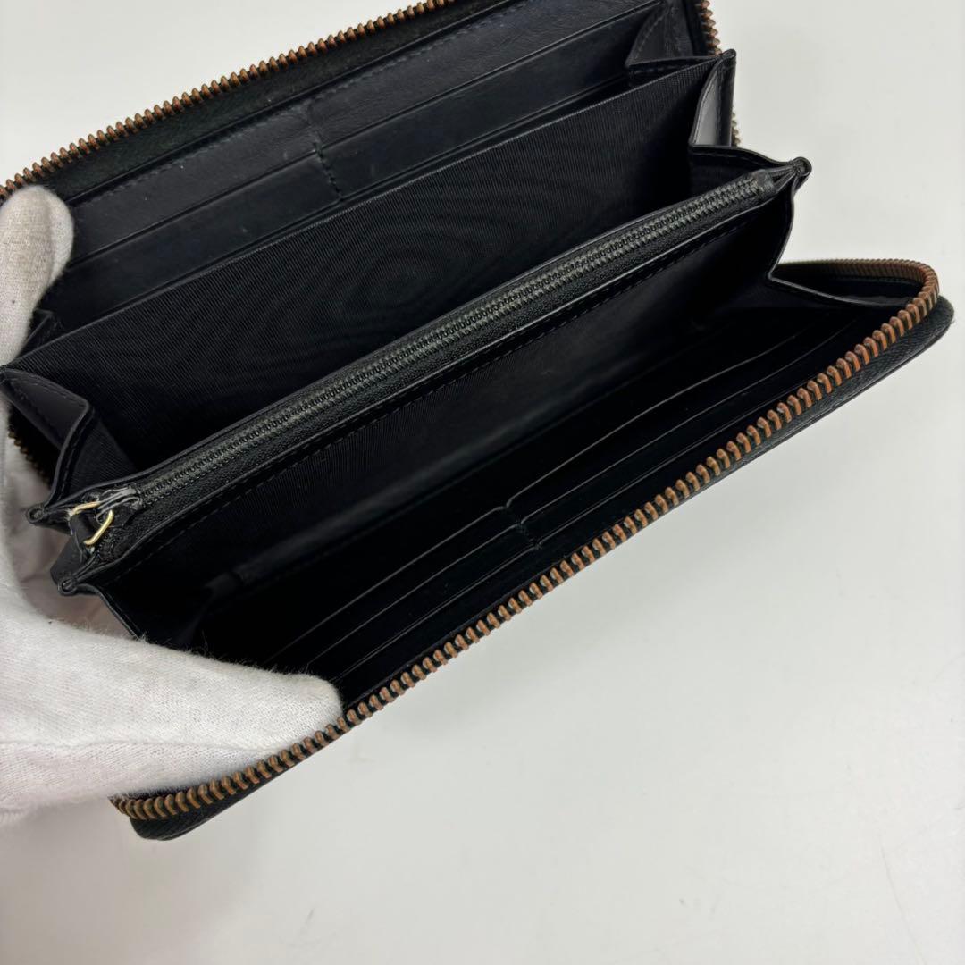 グッチ　長財布　虎　タイガー　エンボス　ラウンドジップ　ロングウォレット　レザー