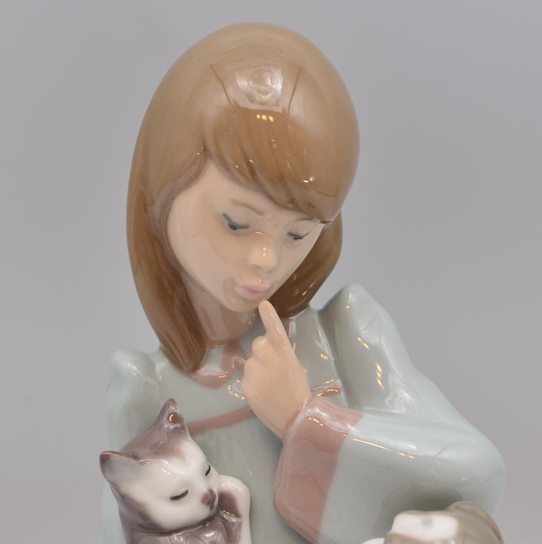 子猫のお昼寝　＃5640　★リヤドロ　スペイン　ポーセリン　美品　ご成約済み