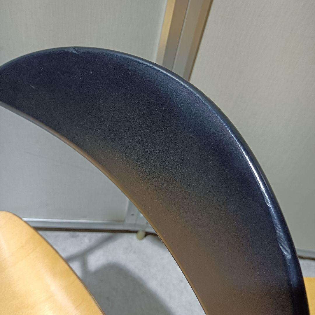 m102401fk フリッツ・ハンセン ヴィコ・ソロ チェア 2脚