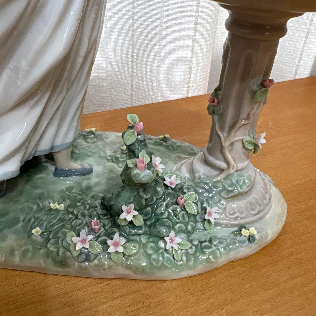 リヤドロLLADRO 「春を告げる小鳥たち」　 新品