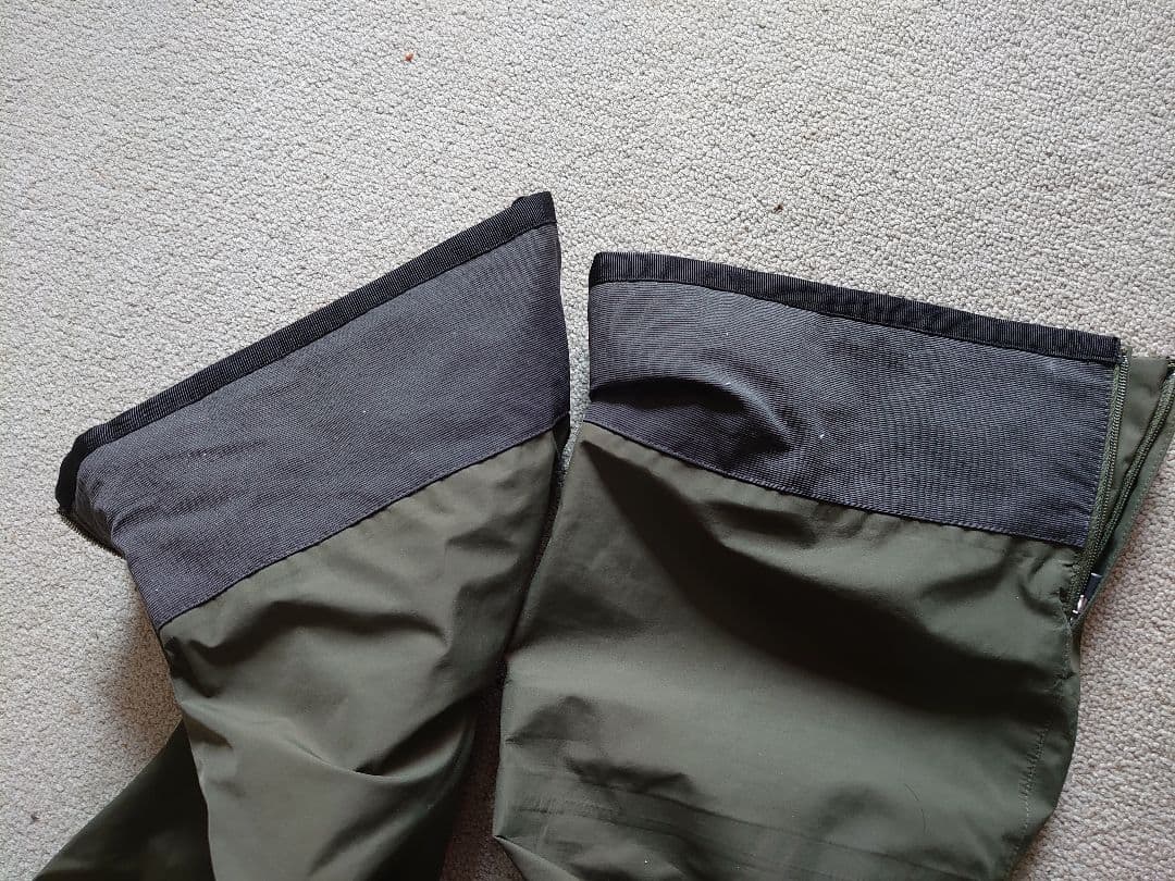 SCAPEビブパンツ美品難ありMサイズ送料込み