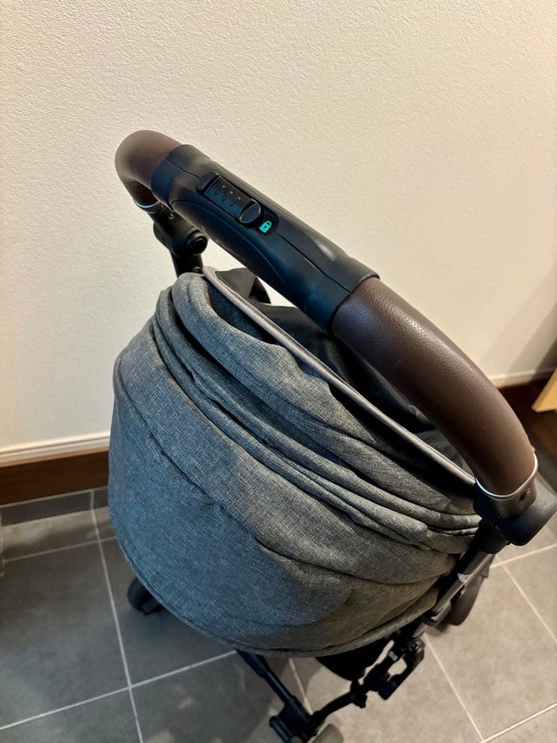 コンビ スゴカル minimo plus ベビーカー