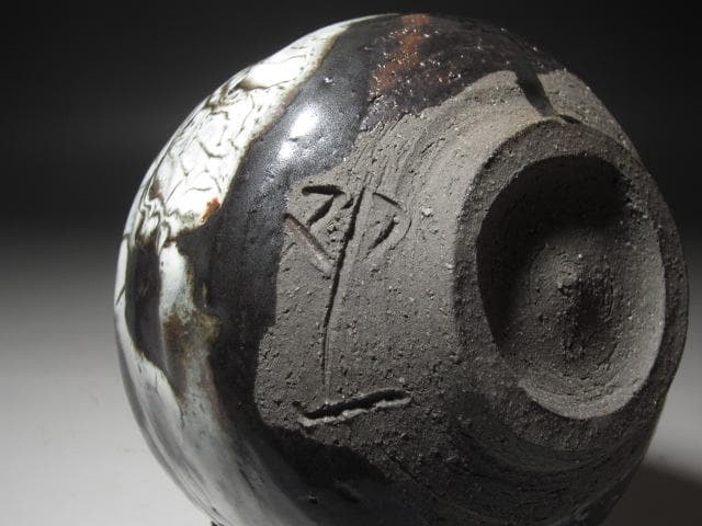 【セール】☆　清水卯一　蓬莱茶碗　飽きの来ない味わい深い一品です☆y425