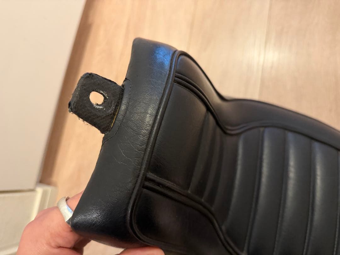 ザル　タックロールシート　EVO ソフテイル　ハーレー