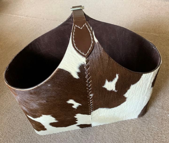 ACTUS購入☆カウ柄マガジンラック