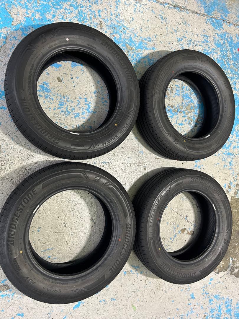 2025年BS製アルファード40 新車外しタイヤ4本セット225/65/R17