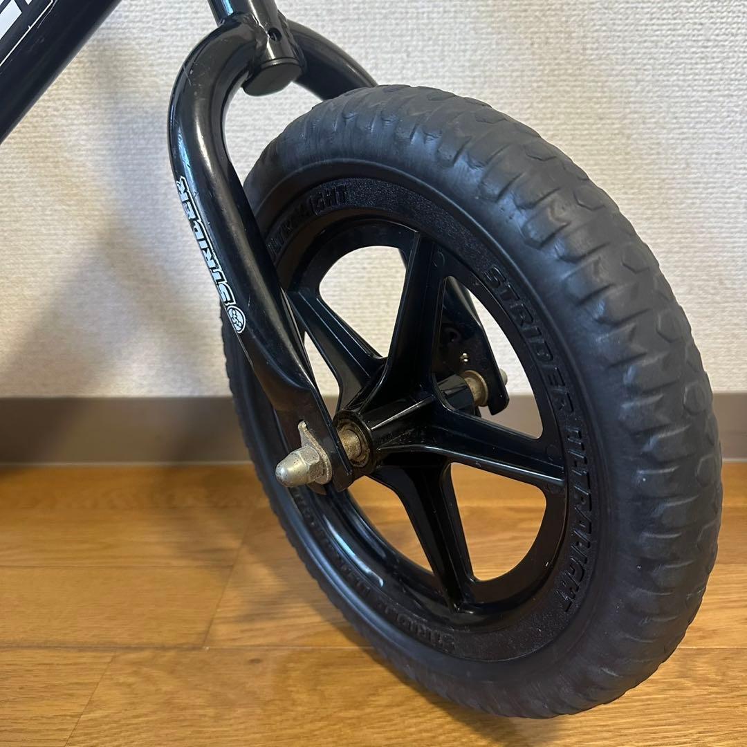 STRIDER スポーツモデル　バランスバイク ブラック12インチ
