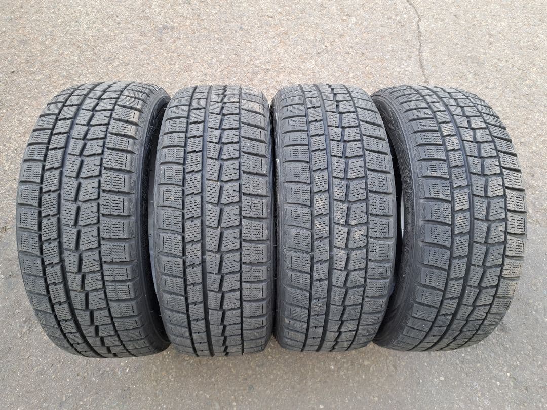 山有り！215/50R17ウインターマックス4本！ゴム質良好！送料￥900