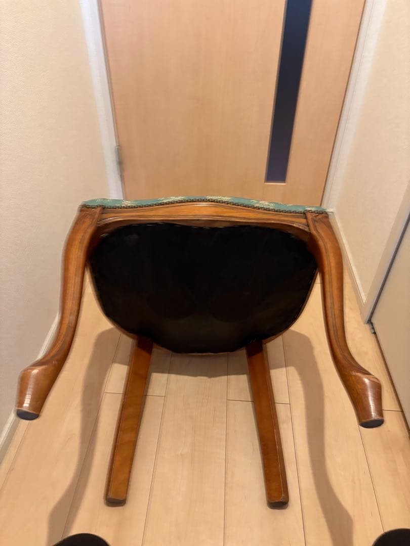 ダイニングチェア アンティーク調　ロココ　ドレッサー　猫脚　在庫2