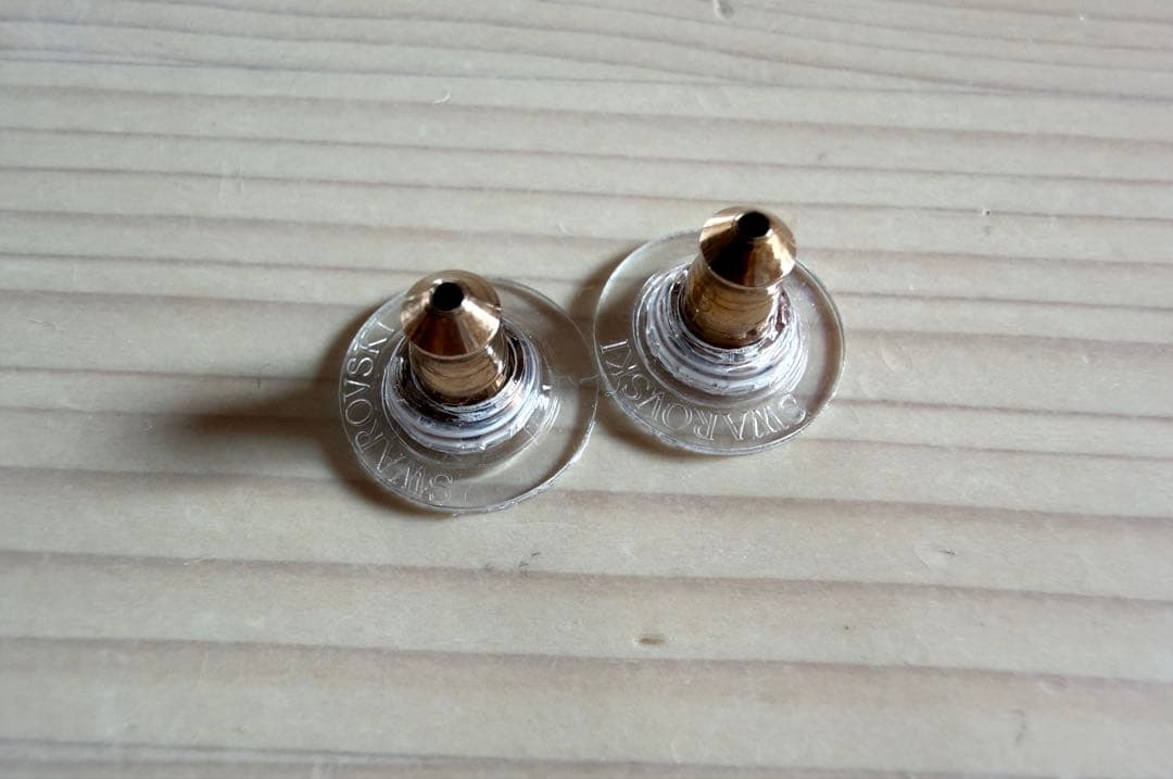 スワロフスキー ピアス ATELIER ペネロペ 愛の不時着