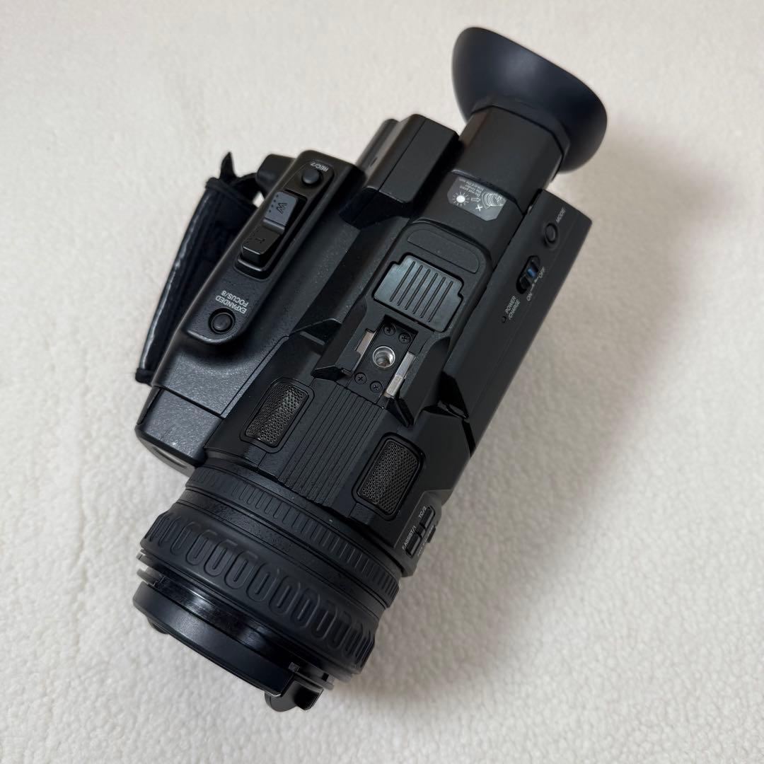 ジャンク　JVC 4Kビデオカメラ GY-HM175