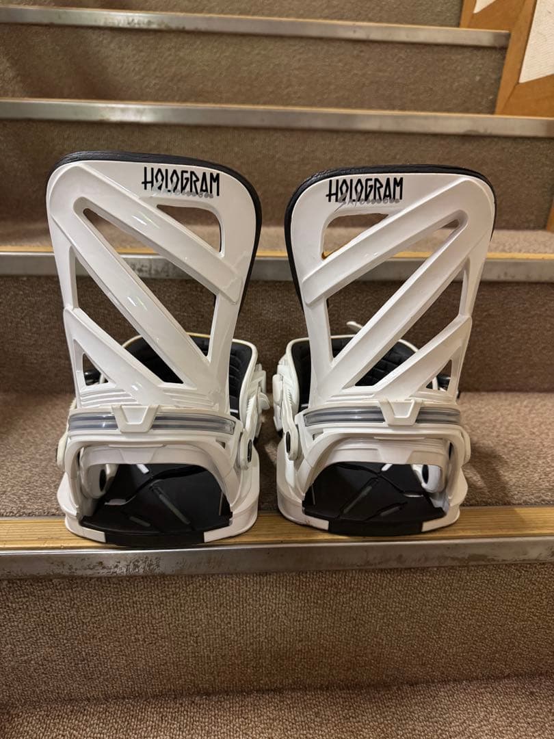 サロモン　ホログラム　Mサイズ