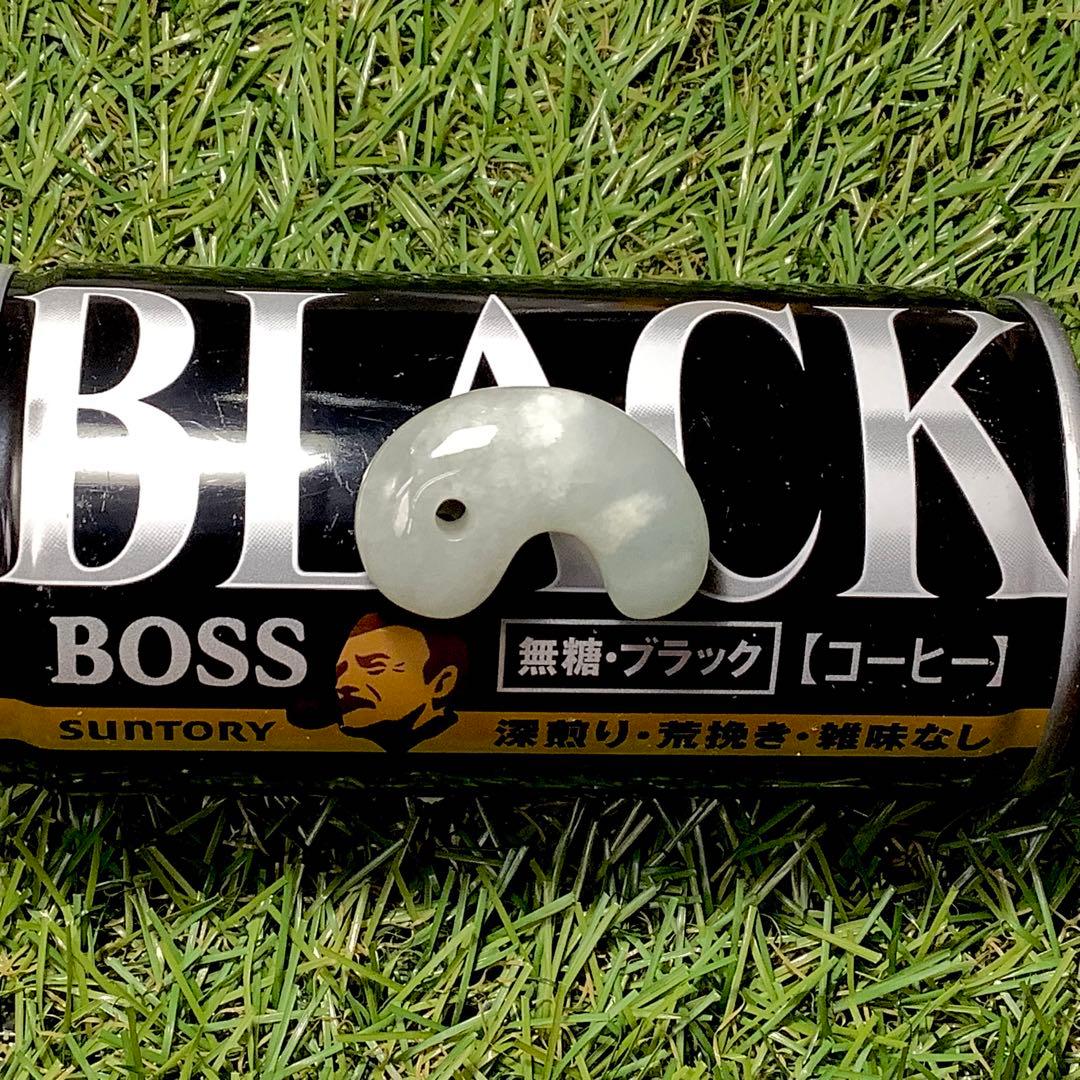 ✳極上透明感　見る事の無い逸品勾玉‼️糸魚川翡翠ジェダイト　極めて貴重品　鑑別…