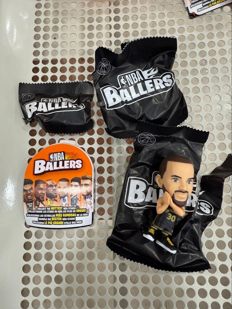 ZURU 5サプライズNBA BALLERS ステフィンカリー 激レア