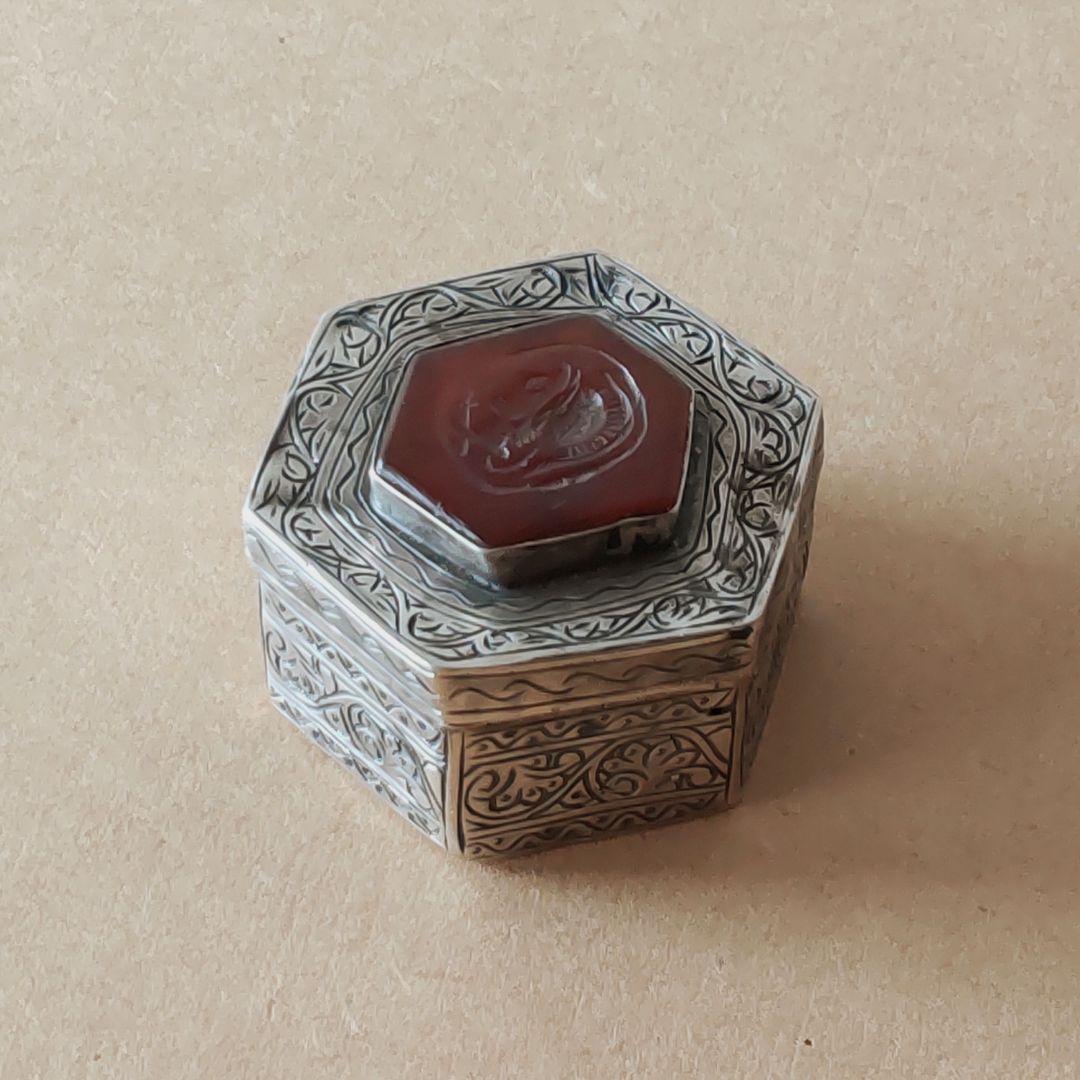 アンティーク 小物入れ 銀製 インタリオ カーネリアン