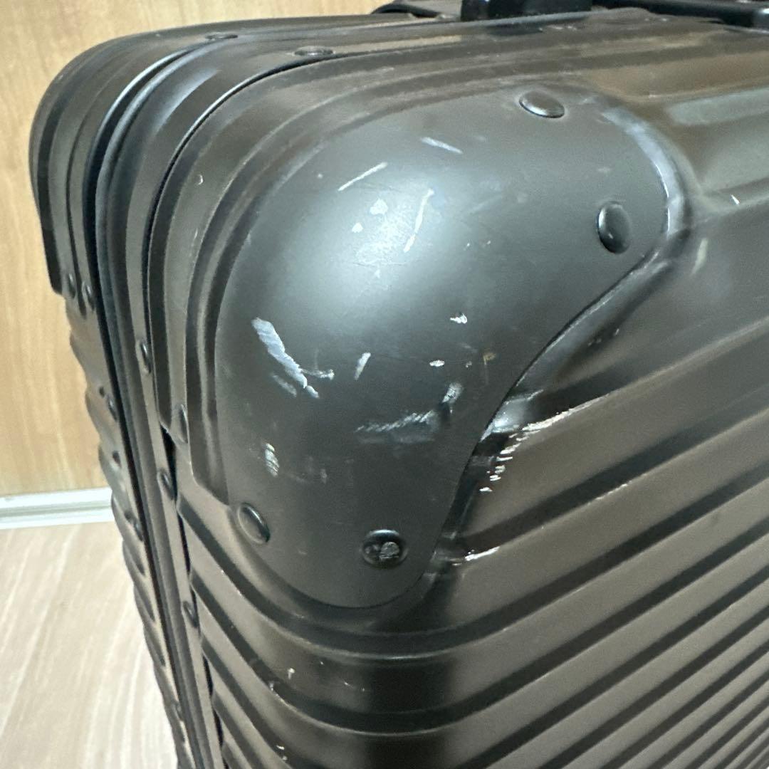 リモワ トパーズ　ステルス　4輪　26L ビジネストロリー