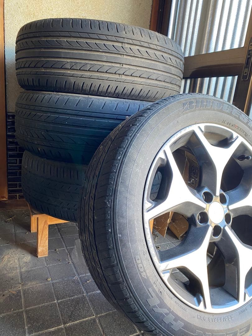 J*Q様 スバル　フォレスター　225/55R18 ホイール4本セット　タイヤ付