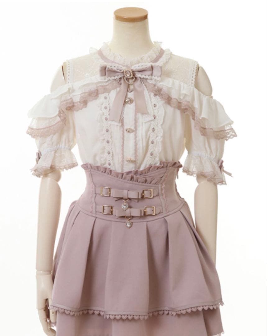 LIZLISAオープンショルダーフリルブラウス