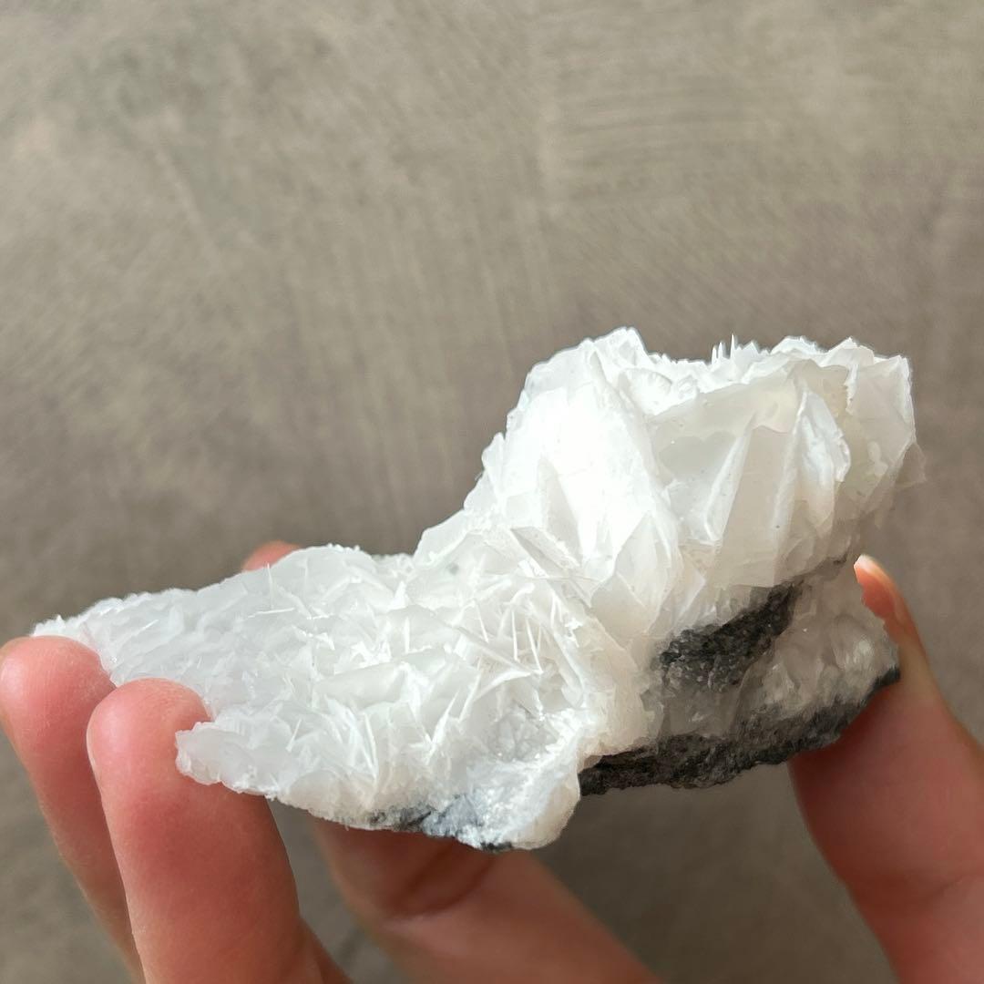 高品質　ホワイトローズカルサイト　白薔薇　カルサイト　ヤオガンシャン産