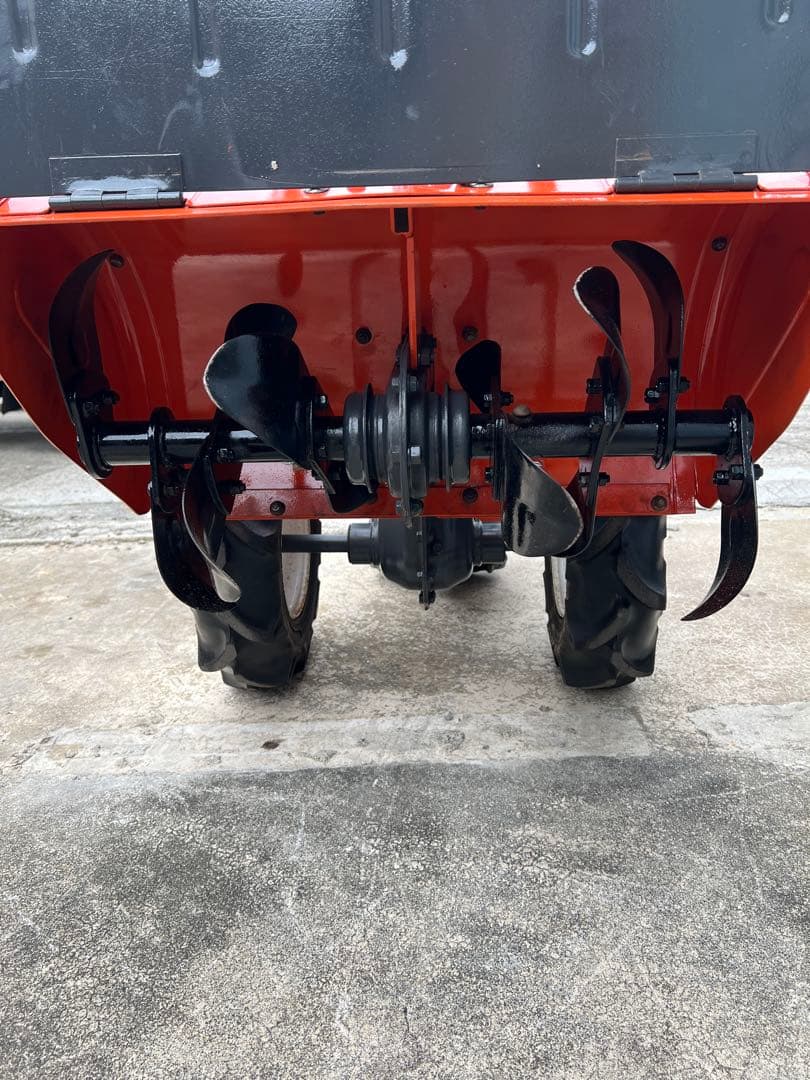 耕耘機 クボタTR70 (ガソリンエンジン)