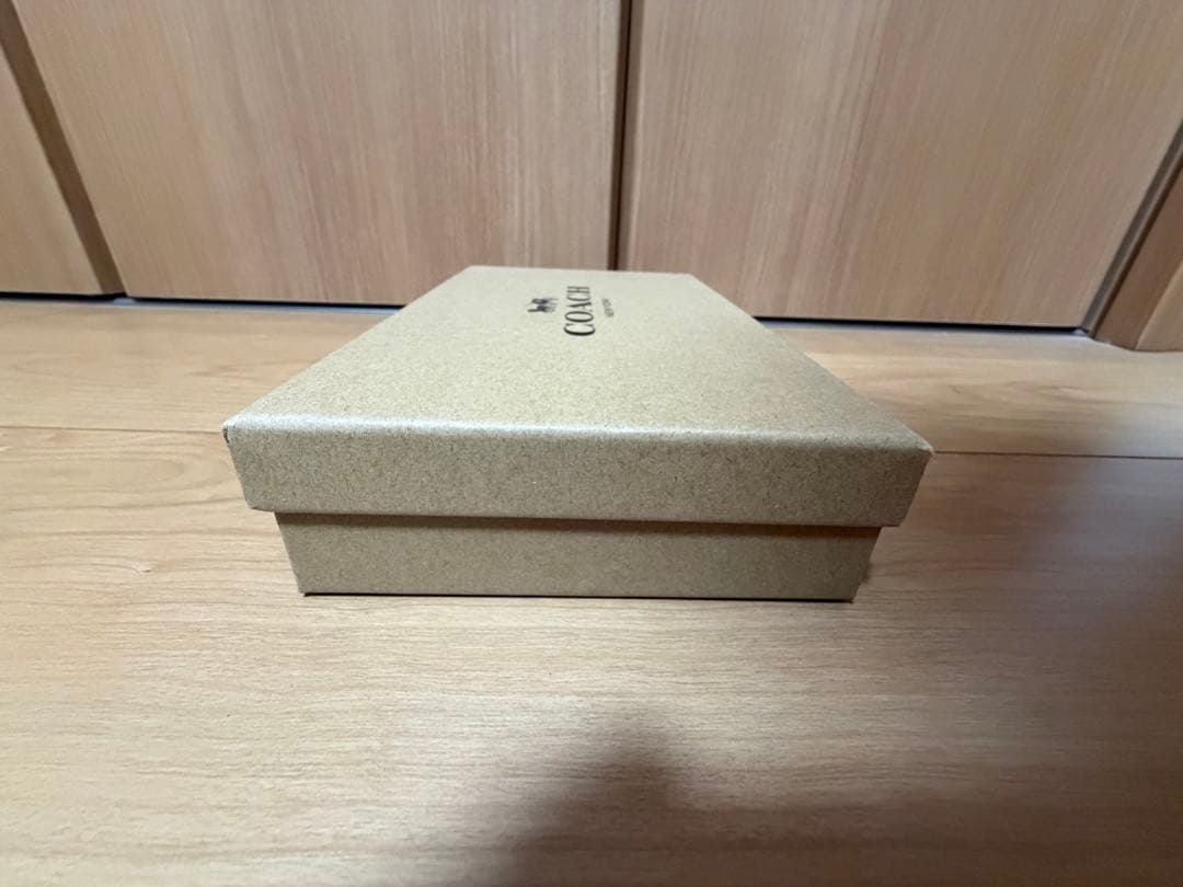 新品未使用 コーチ coach ベルト 黒レザー エンボス加工