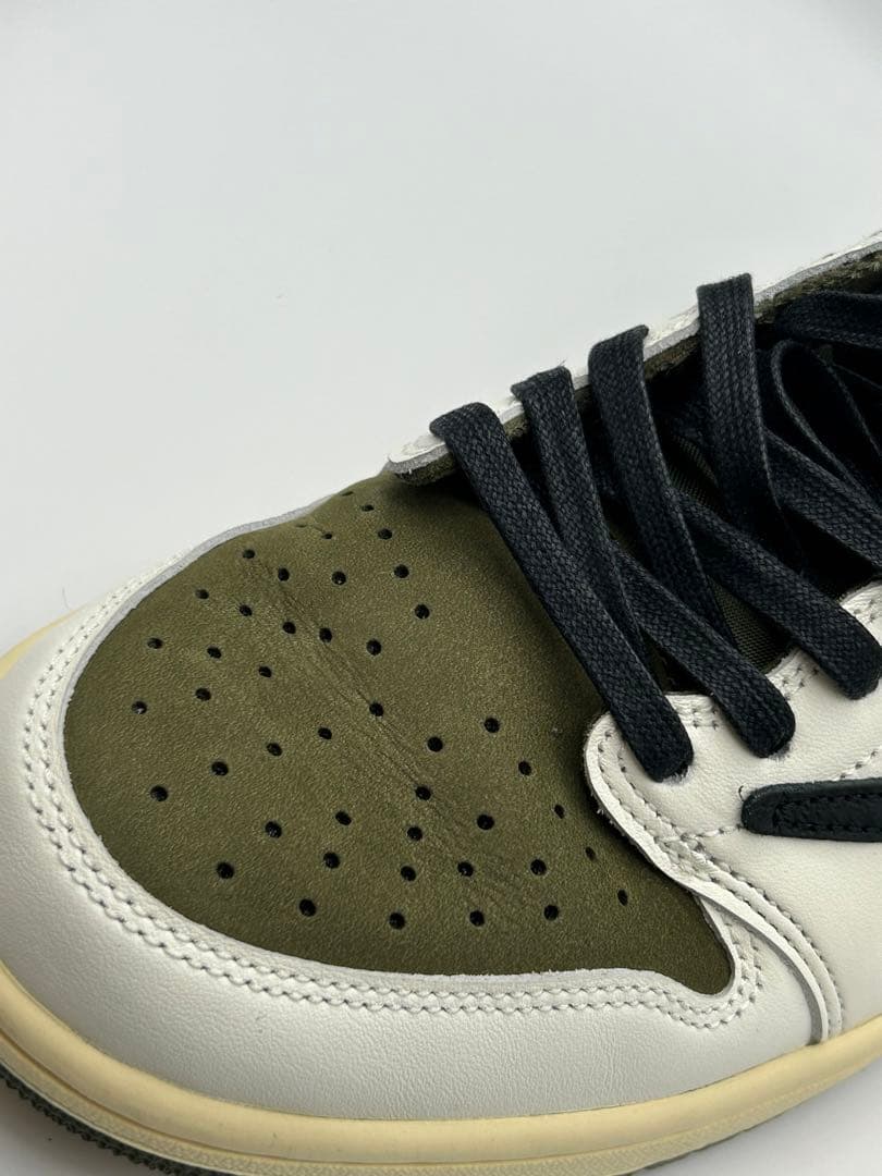 NIKE エア ジョーダン 1 LOW トラヴィススコット　コラボモデル