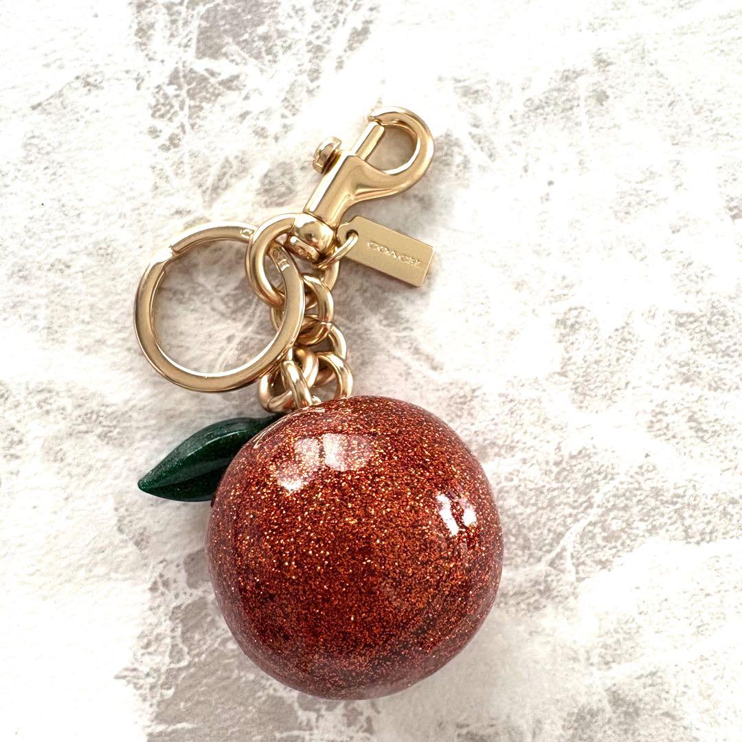 希少＊新品☆COACH コーチ　オレンジ　キーホルダー　バッグチャーム　ラメ