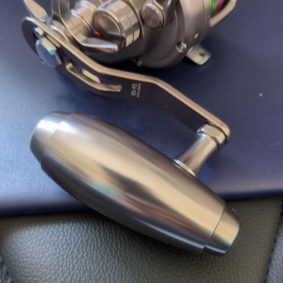 ベイトリール （美品）ソルティガ 15HL-SJ