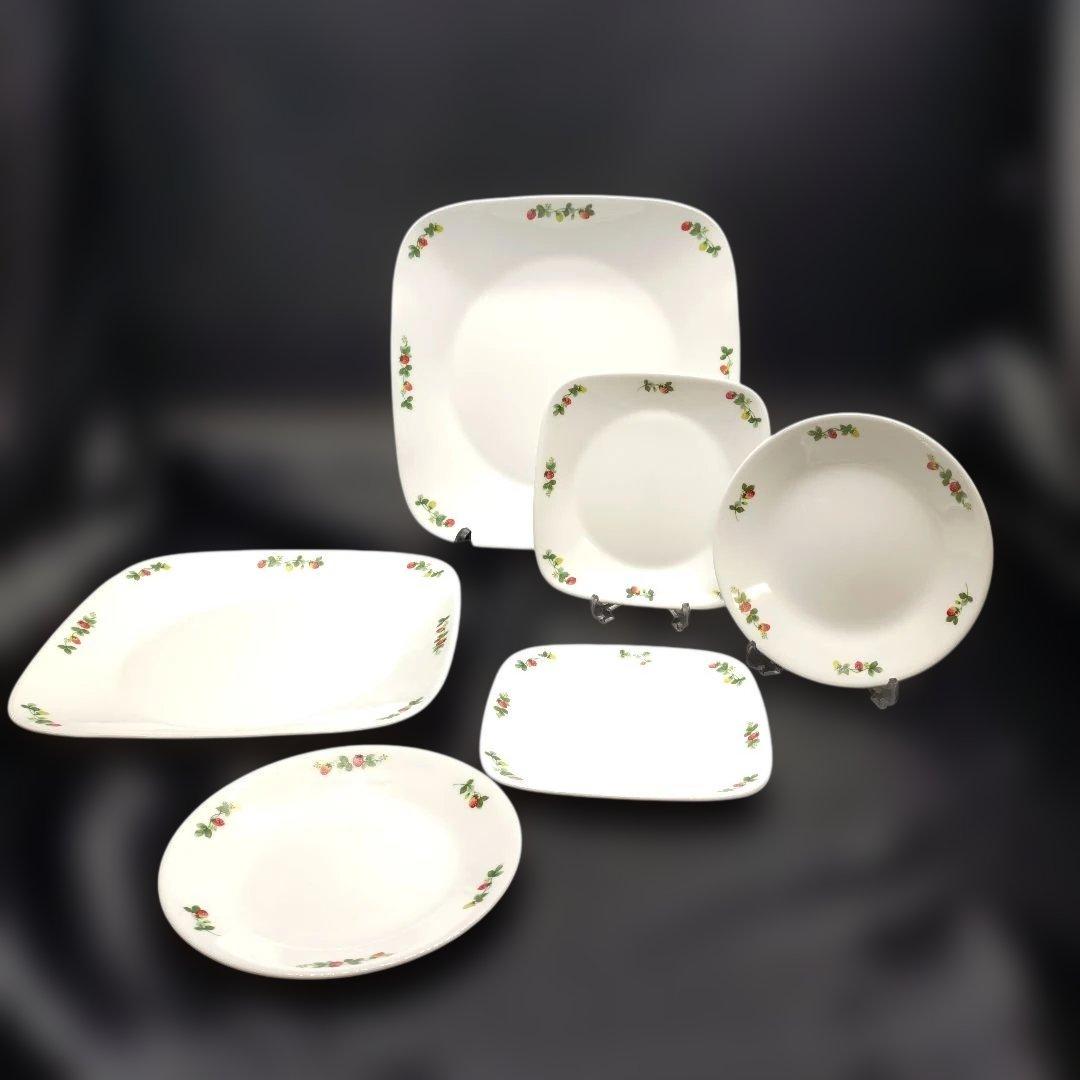 コレ―ル スウィートストロベリ― プレートセット