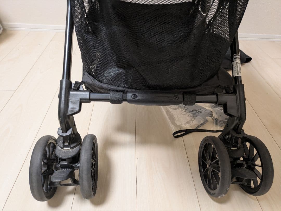 Combi ベビーカー スゴカルエッグショック　LA　ベージュ