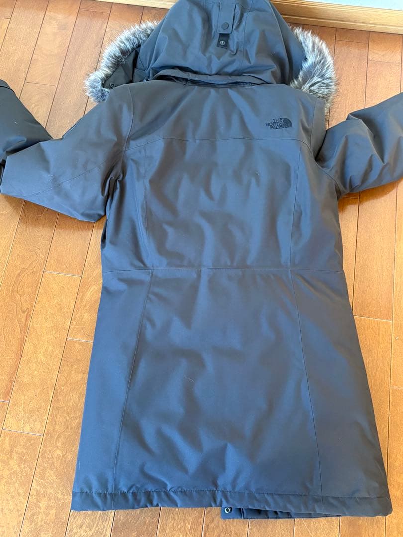 ダウンジャケット フード付き ブラック