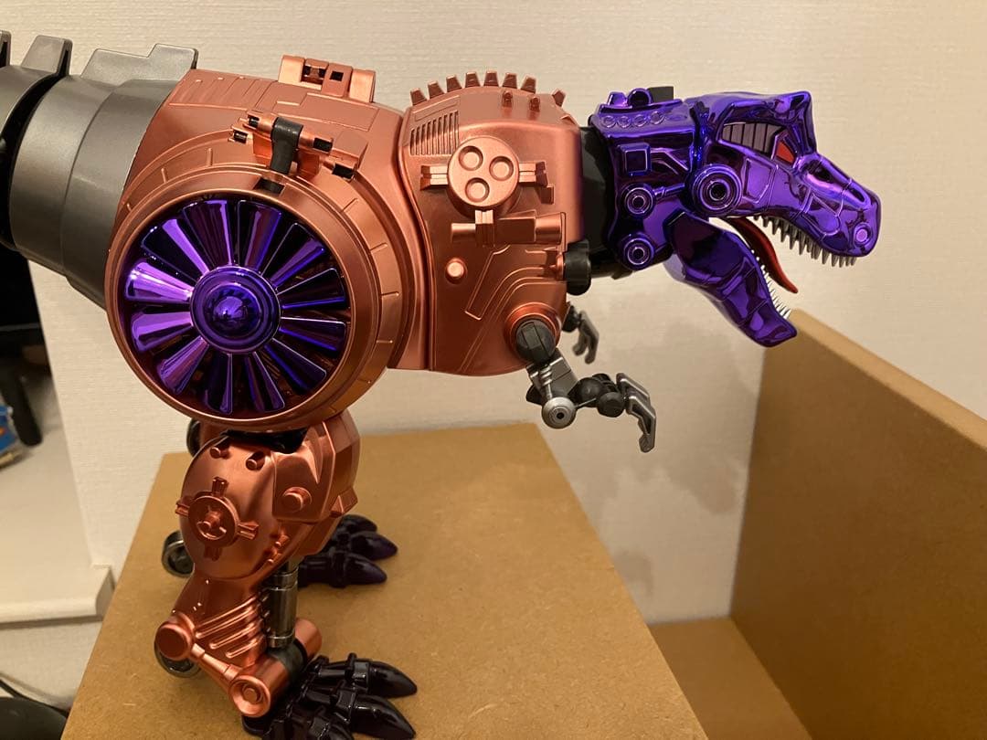 ロボット TransArt Toys BWM-06