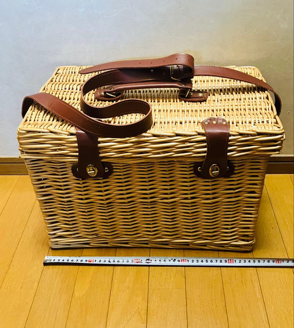 バスケット フタ付 緑中布あり　北欧 藤 ラタン ピクニック カゴ　多用途