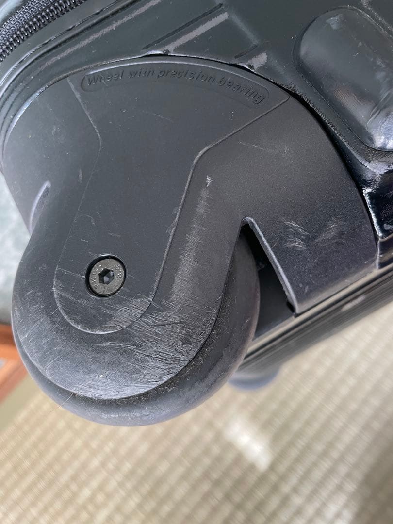 リモワ　サルサ　32Lキャリーケース　機内持ち込み