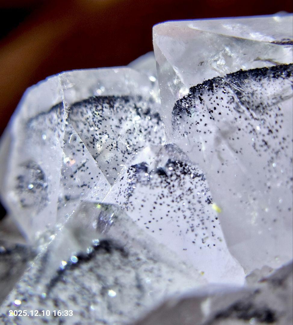 超希少 天然 ヒマラヤ ブラックファントム水晶クラスター 虹 ヒマラヤ水晶 原石