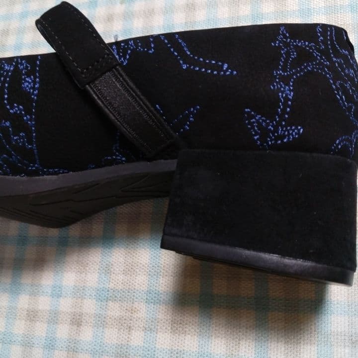 CAMPER・刺繍ストラップシューズ・サイズ37・ヒール約4㎝