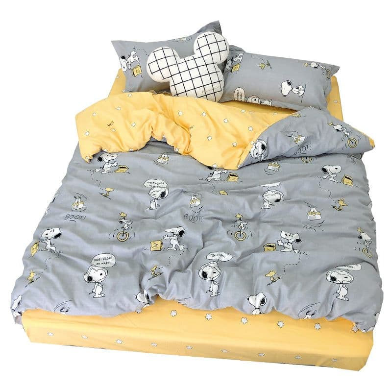 かわいいイン漫画スヌーピーベッド4ピース女の子ハートマットベッドシート