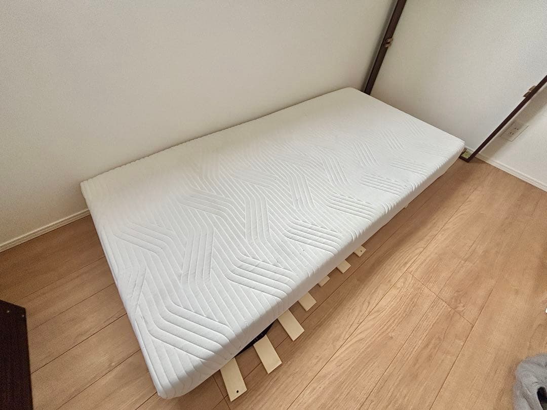 【使用頻度少】【直接渡し値引き】テンピュール センセーションスプリーム シングル