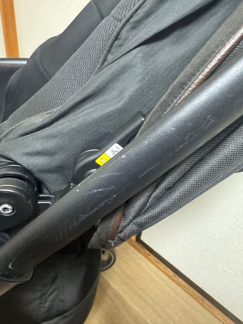 Aprica ラクーナクッションフリー ブラック 荷物フック付き ベビーカー