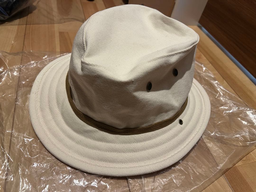 ボンバダアグア　AVENTURA HAT FAVELA