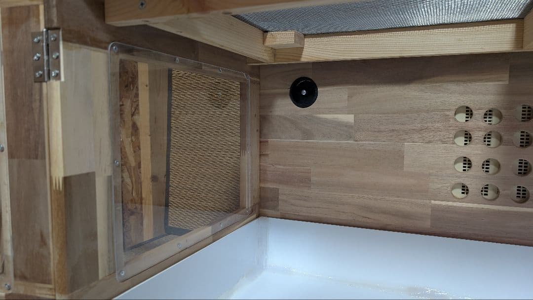 アカシア集成材15ミリ幅120縦50奥行50蜜蝋オイル仕上げ！