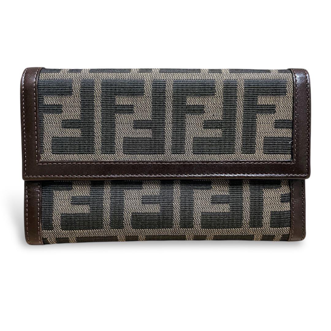 【美品】 FENDI 三つ折財布 ズッカ キャンバス レザー ブラウン