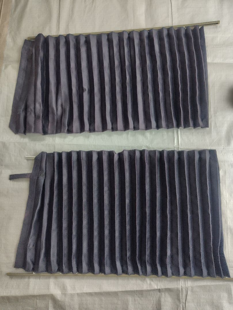 デリカd5　カーテン