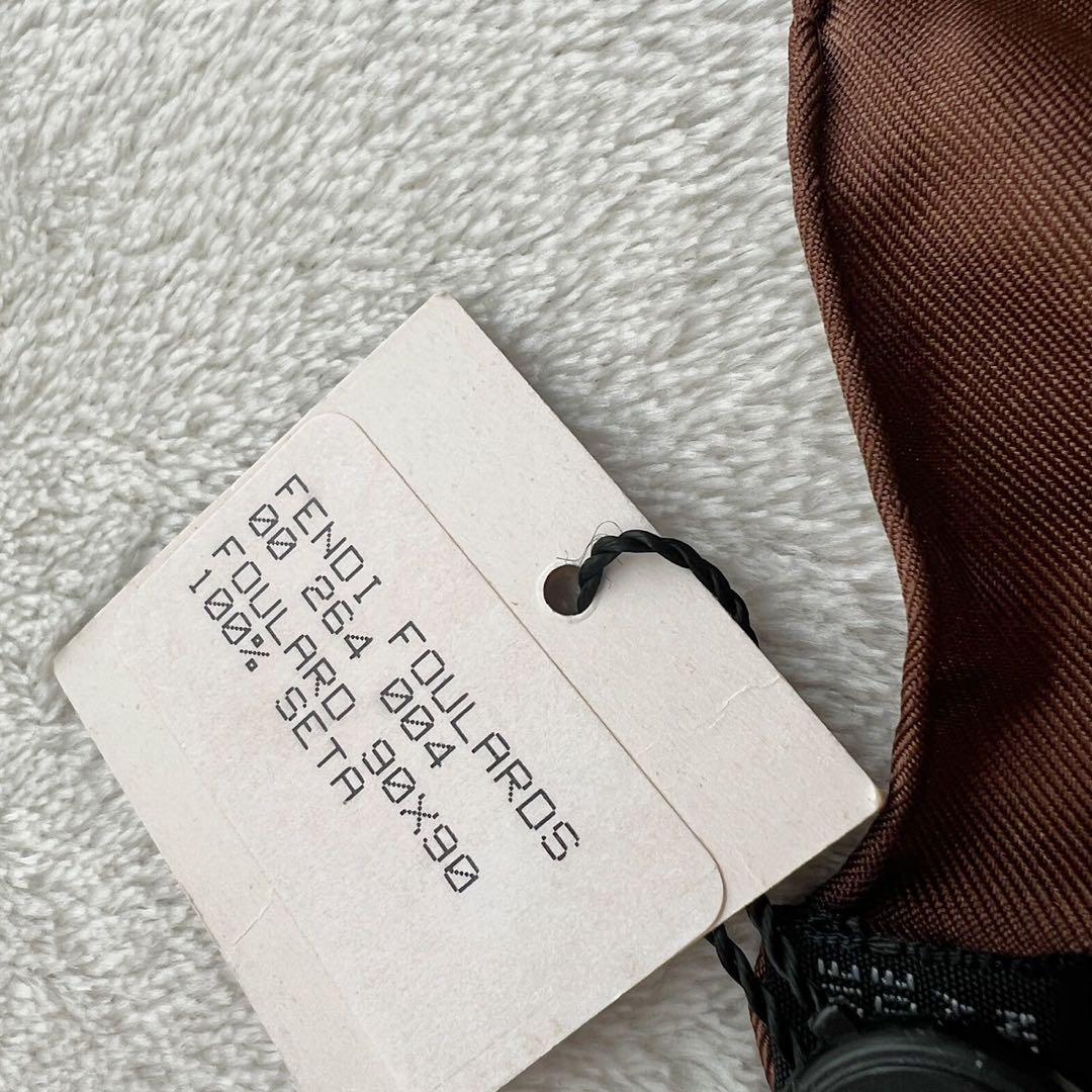 未使用タグ付　フェンディ　FENDI　スカーフ　ズッカ　大判　ブラウン