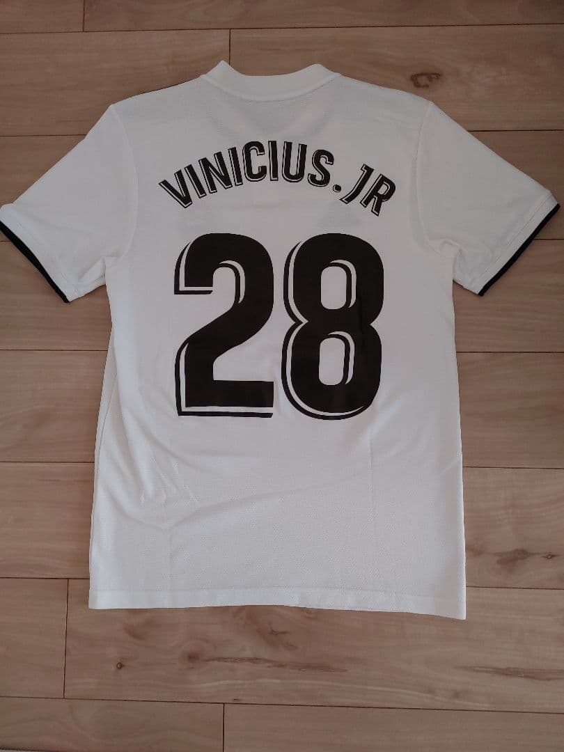 【正規品】レアルマドリード　ヴィニシウス　ユニフォーム