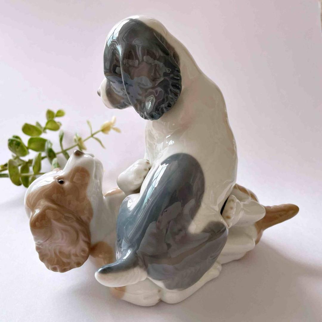 NAO 犬 フィギュリン 置物 手描き スペイン