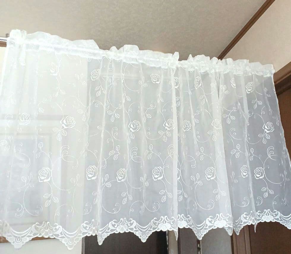カフェカーテン【バラ刺繍トルコレース　スカラップ】ハンドメイド